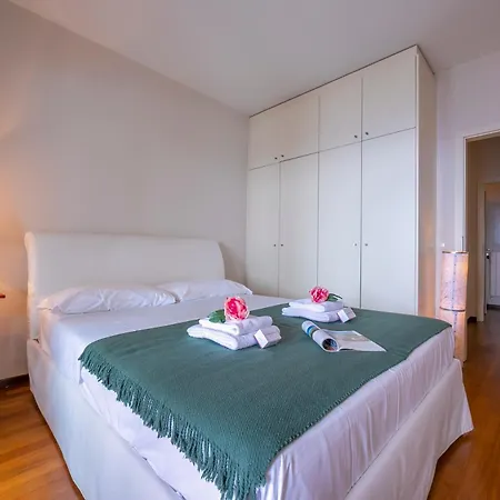 La Maison Du Bonheur - Happy *