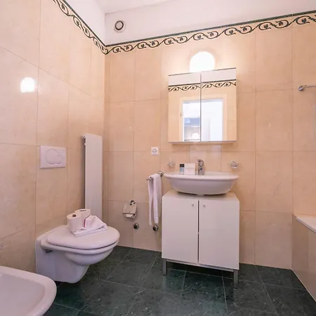 La Maison Du Bonheur With Shared Pool & Sauna - Happy Appartamento Lugano