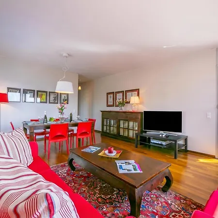 La Maison Du Bonheur With Shared Pool & Sauna - Happy Appartamento Lugano