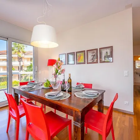 La Maison Du Bonheur With Shared Pool & Sauna - Happy * Lugano