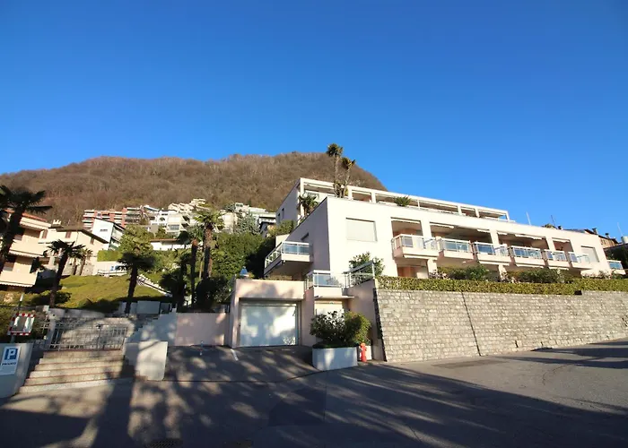 La Maison Du Bonheur - Happy *