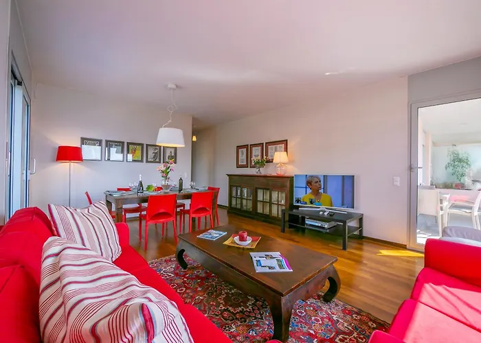 La Maison Du Bonheur - Happy *